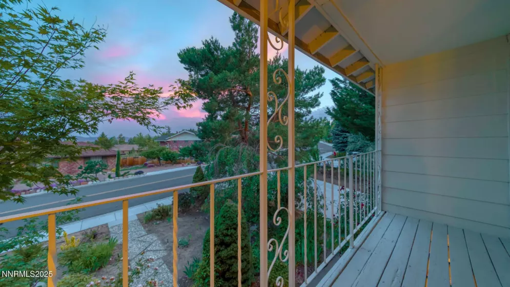 3315 Marthiam, Reno, Nevada 89509, 4 Bedrooms Bedrooms, ,3 BathroomsBathrooms,Residential,Residential,Marthiam,250051318