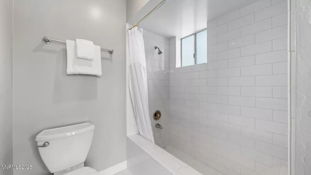 3315 Marthiam, Reno, Nevada 89509, 4 Bedrooms Bedrooms, ,3 BathroomsBathrooms,Residential,Residential,Marthiam,250051318