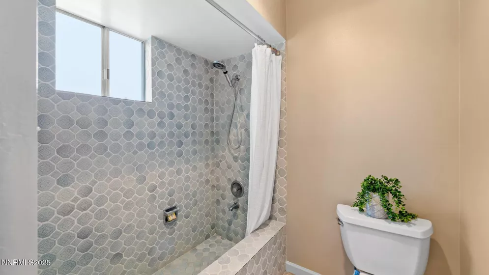 3315 Marthiam, Reno, Nevada 89509, 4 Bedrooms Bedrooms, ,3 BathroomsBathrooms,Residential,Residential,Marthiam,250051318