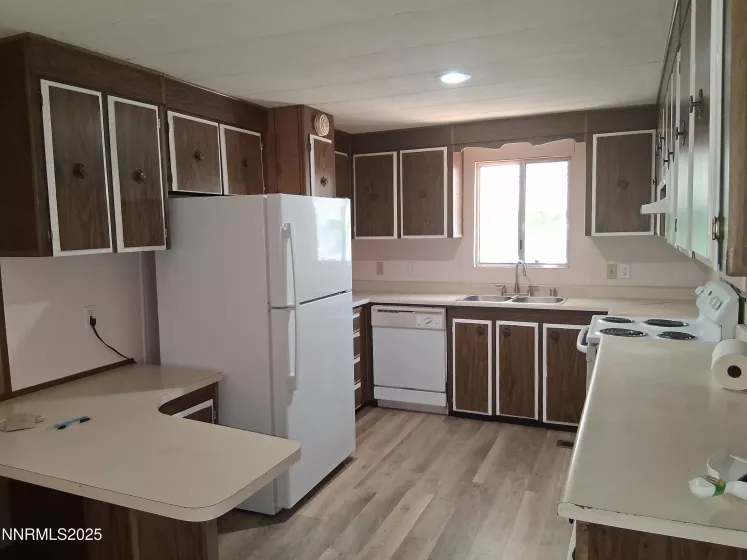 6 Kit Sierra Loop, Carson City, Nevada 89706, 2 Bedrooms Bedrooms, ,2 BathroomsBathrooms,Residential,Residential,Kit Sierra Loop,250051319