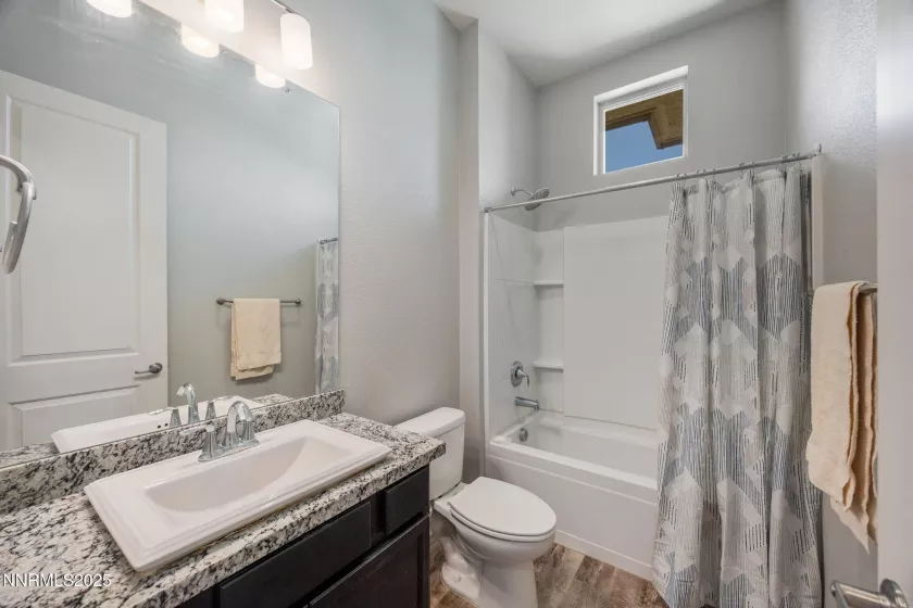 698 Raptor, Fernley, Nevada 89408, 3 Bedrooms Bedrooms, ,3 BathroomsBathrooms,Residential,Residential,Raptor,250051334