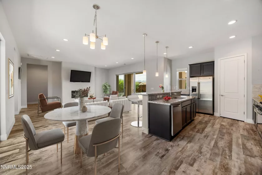 698 Raptor, Fernley, Nevada 89408, 3 Bedrooms Bedrooms, ,3 BathroomsBathrooms,Residential,Residential,Raptor,250051334