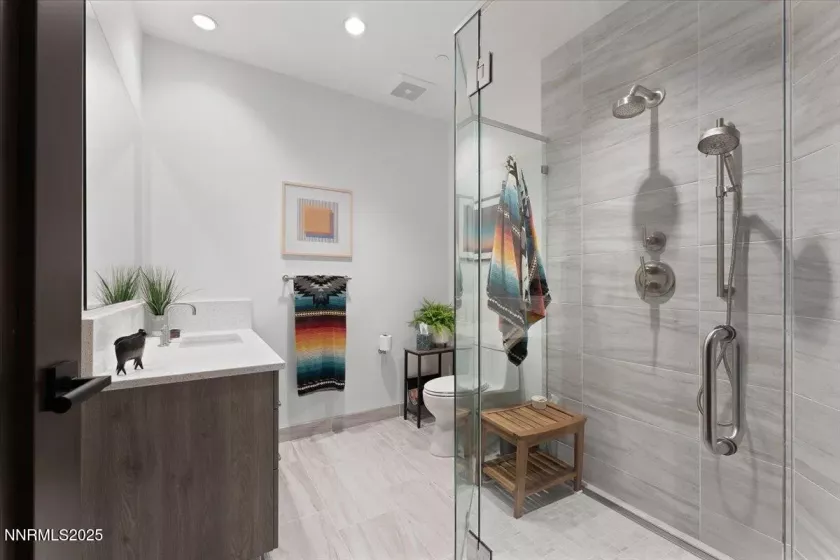 33 Beach Club, Stateline, Nevada 89449, 4 Bedrooms Bedrooms, ,4 BathroomsBathrooms,Residential,Residential,Beach Club,250051338