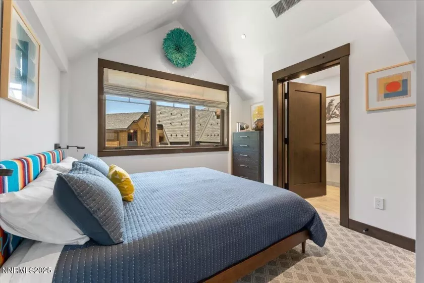 33 Beach Club, Stateline, Nevada 89449, 4 Bedrooms Bedrooms, ,4 BathroomsBathrooms,Residential,Residential,Beach Club,250051338