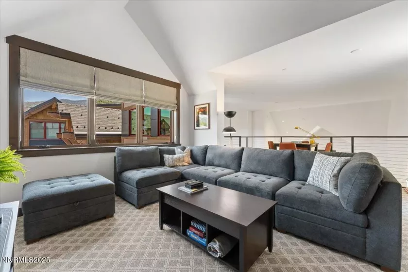 33 Beach Club, Stateline, Nevada 89449, 4 Bedrooms Bedrooms, ,4 BathroomsBathrooms,Residential,Residential,Beach Club,250051338