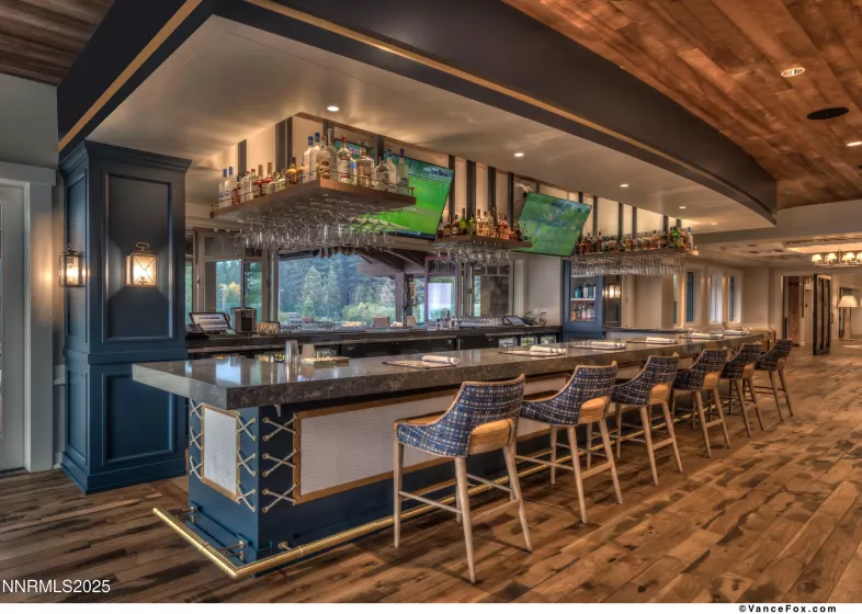 33 Beach Club, Stateline, Nevada 89449, 4 Bedrooms Bedrooms, ,4 BathroomsBathrooms,Residential,Residential,Beach Club,250051338