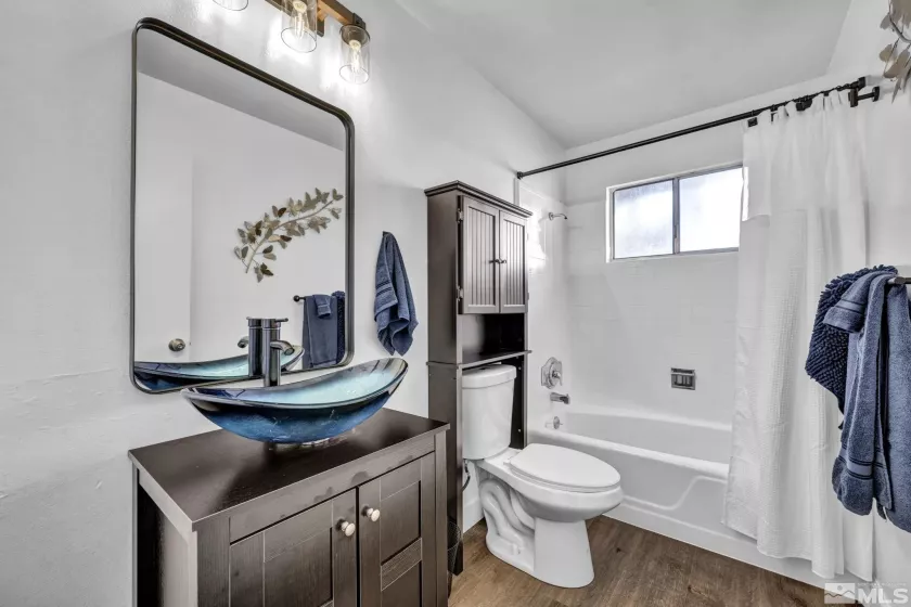 3430 Gwynelle, Sparks, Nevada 89431, 4 Bedrooms Bedrooms, ,3 BathroomsBathrooms,Residential Lease,Manufactured,Gwynelle,250051340