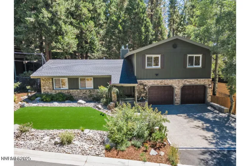 303 Elks Point, Zephyr Cove, Nevada 89448, 4 Bedrooms Bedrooms, ,3 BathroomsBathrooms,Residential,Residential,Elks Point,250051341