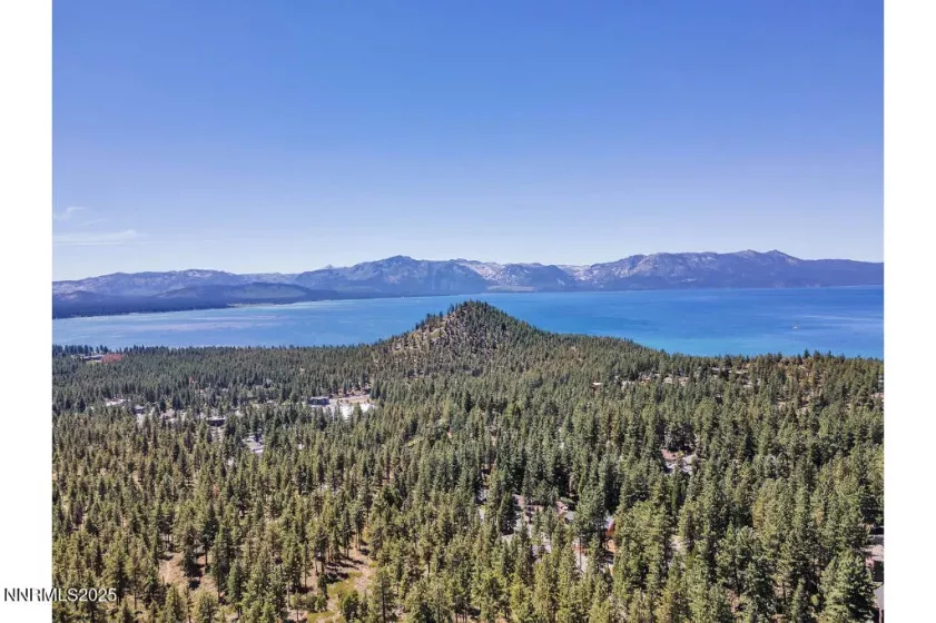 303 Elks Point, Zephyr Cove, Nevada 89448, 4 Bedrooms Bedrooms, ,3 BathroomsBathrooms,Residential,Residential,Elks Point,250051341