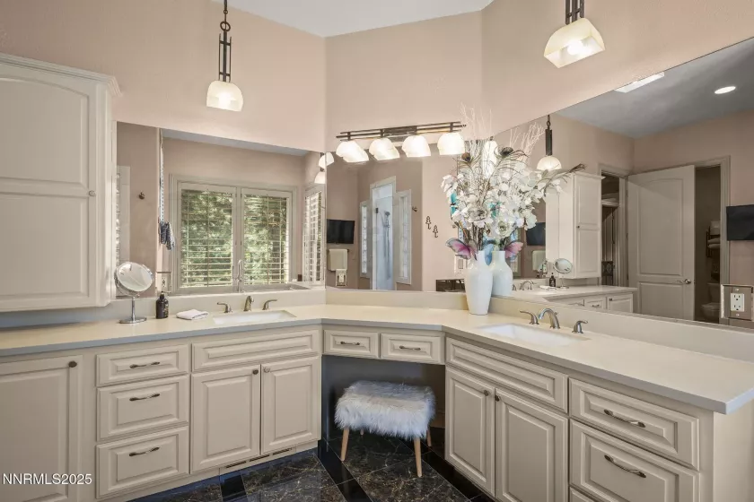 165 Piney Creek, Reno, Nevada 89511, 4 Bedrooms Bedrooms, ,4 BathroomsBathrooms,Residential,Residential,Piney Creek,250051335