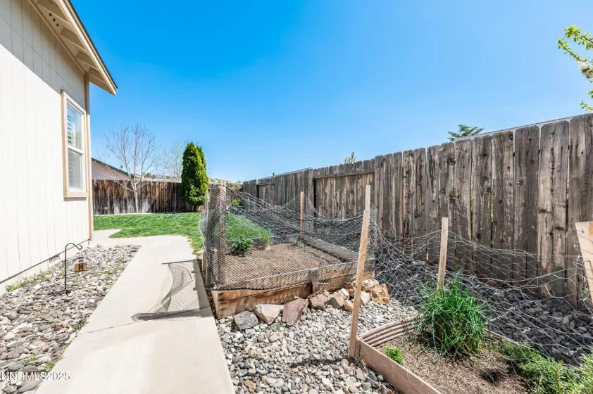 2978 Fox Trail, Reno, Nevada 89523, 4 Bedrooms Bedrooms, ,3 BathroomsBathrooms,Residential,Residential,Fox Trail,250051342
