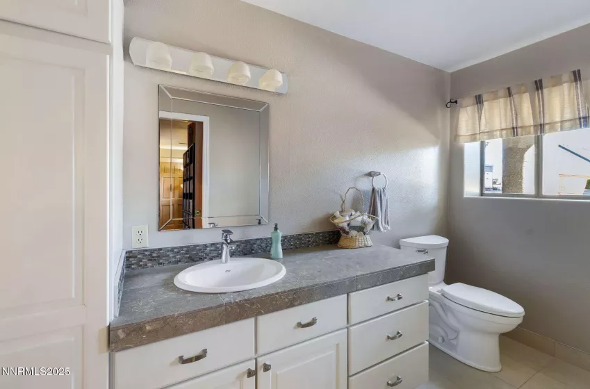 4404 Dant, Reno, Nevada 89509, 4 Bedrooms Bedrooms, ,4 BathroomsBathrooms,Residential,Residential,Dant,250051344