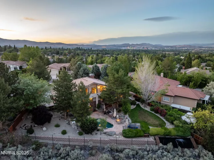 4404 Dant, Reno, Nevada 89509, 4 Bedrooms Bedrooms, ,4 BathroomsBathrooms,Residential,Residential,Dant,250051344