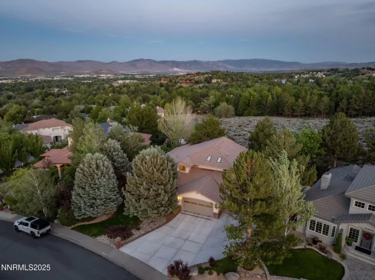 4404 Dant, Reno, Nevada 89509, 4 Bedrooms Bedrooms, ,4 BathroomsBathrooms,Residential,Residential,Dant,250051344