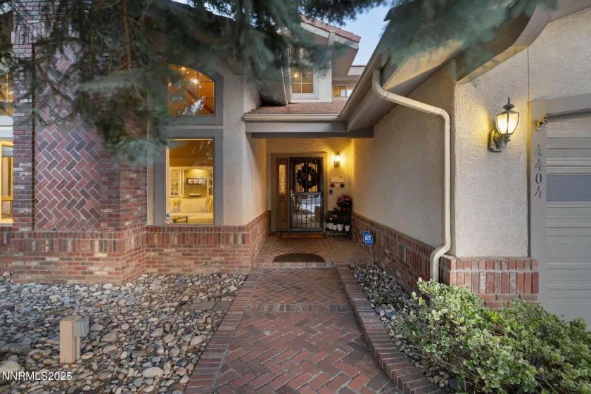 4404 Dant, Reno, Nevada 89509, 4 Bedrooms Bedrooms, ,4 BathroomsBathrooms,Residential,Residential,Dant,250051344