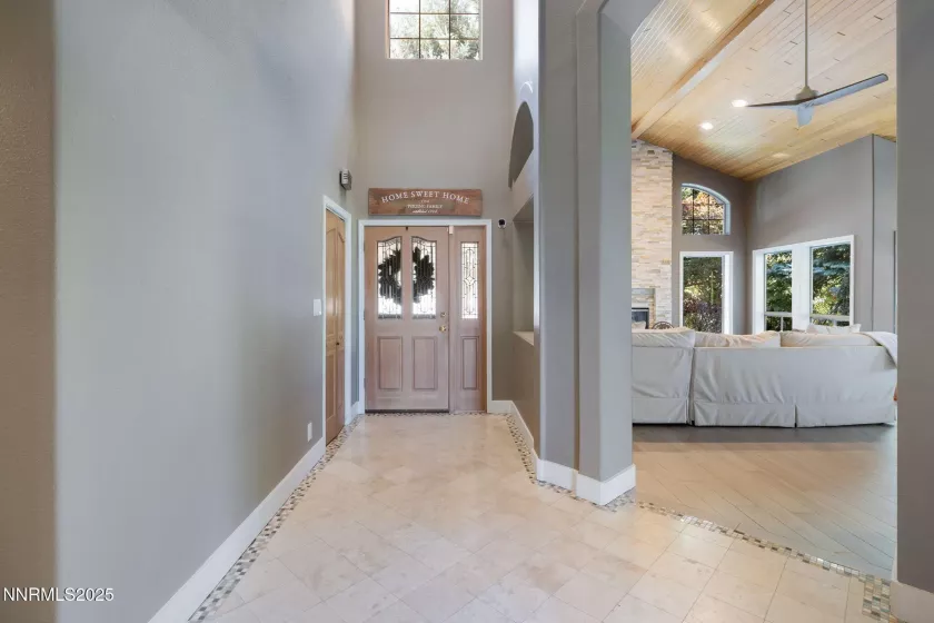 4404 Dant, Reno, Nevada 89509, 4 Bedrooms Bedrooms, ,4 BathroomsBathrooms,Residential,Residential,Dant,250051344