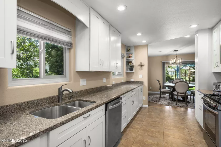 159 Circle, Reno, Nevada 89509, 3 Bedrooms Bedrooms, ,3 BathroomsBathrooms,Residential,Residential,Circle,250051347
