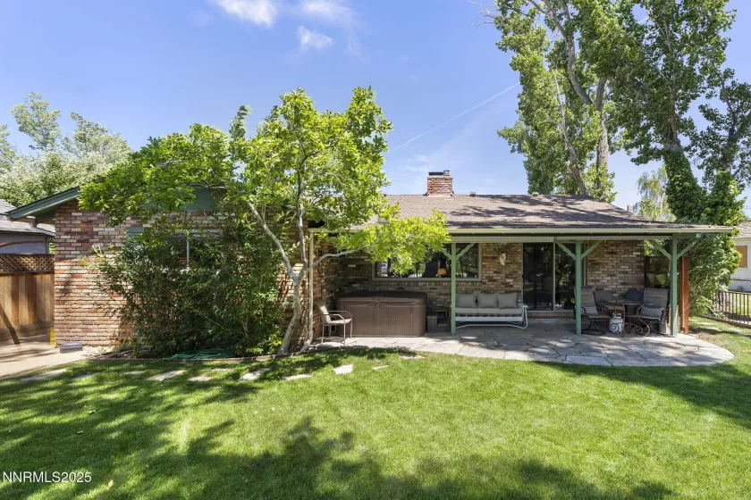 159 Circle, Reno, Nevada 89509, 3 Bedrooms Bedrooms, ,3 BathroomsBathrooms,Residential,Residential,Circle,250051347