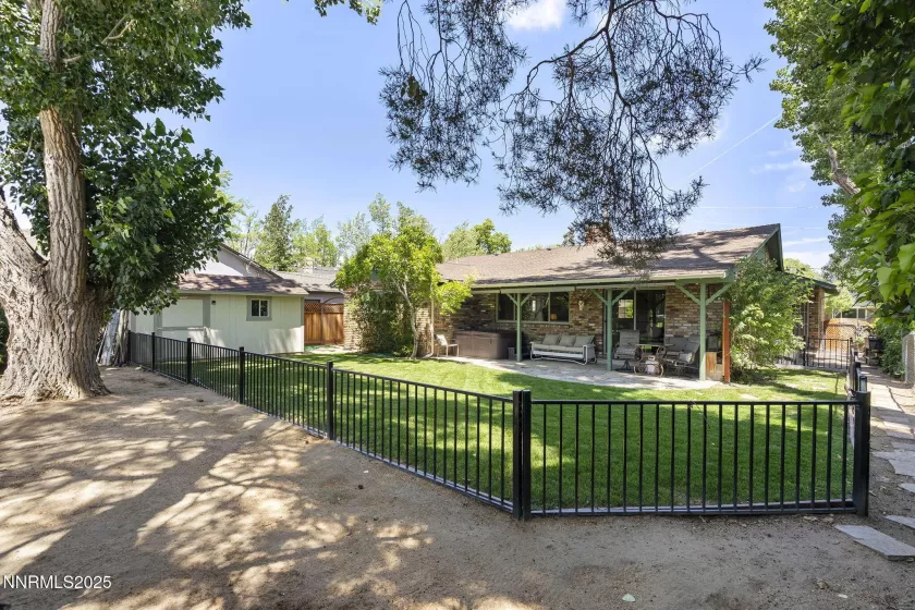 159 Circle, Reno, Nevada 89509, 3 Bedrooms Bedrooms, ,3 BathroomsBathrooms,Residential,Residential,Circle,250051347