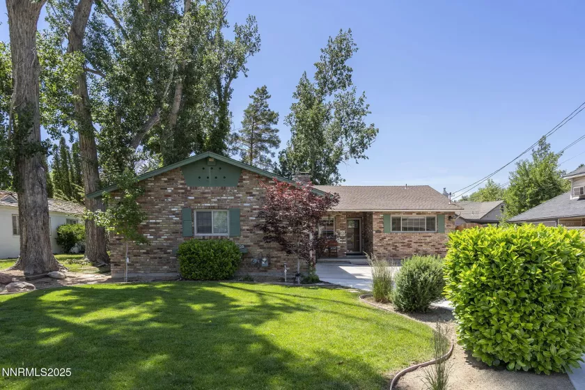 159 Circle, Reno, Nevada 89509, 3 Bedrooms Bedrooms, ,3 BathroomsBathrooms,Residential,Residential,Circle,250051347