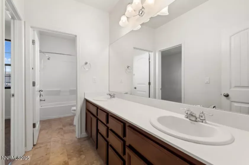 14373 Fredonia, Reno, Nevada 89506, 3 Bedrooms Bedrooms, ,3 BathroomsBathrooms,Residential,Residential,Fredonia,250051348