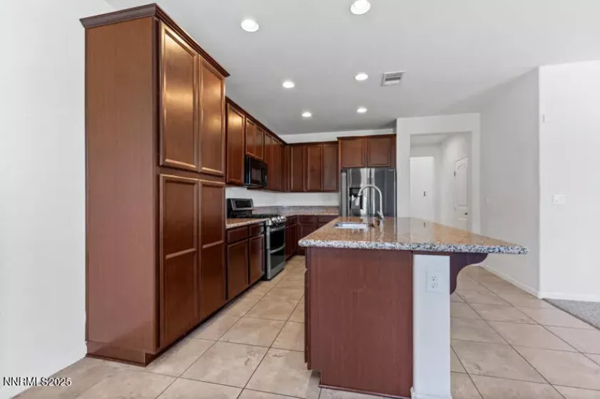 14373 Fredonia, Reno, Nevada 89506, 3 Bedrooms Bedrooms, ,3 BathroomsBathrooms,Residential,Residential,Fredonia,250051348