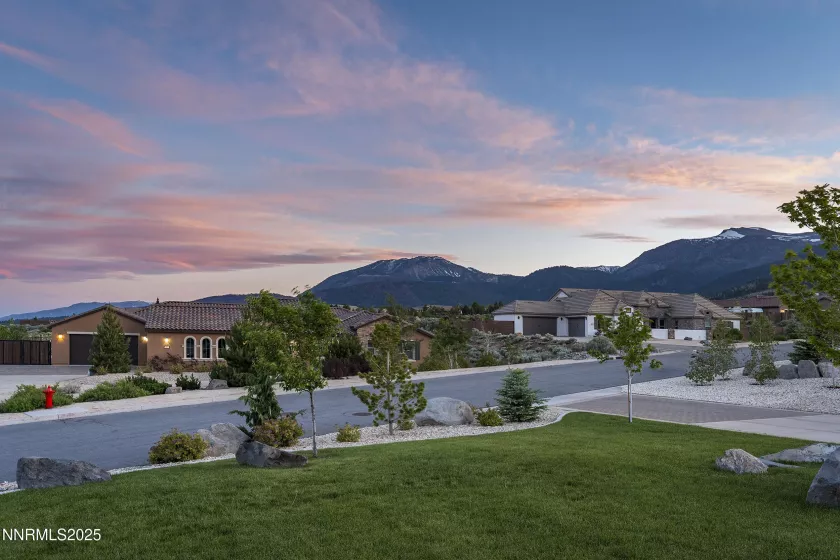 5427 Salmon River, Reno, Nevada 89511, 4 Bedrooms Bedrooms, ,4 BathroomsBathrooms,Residential,Residential,Salmon River,250051353