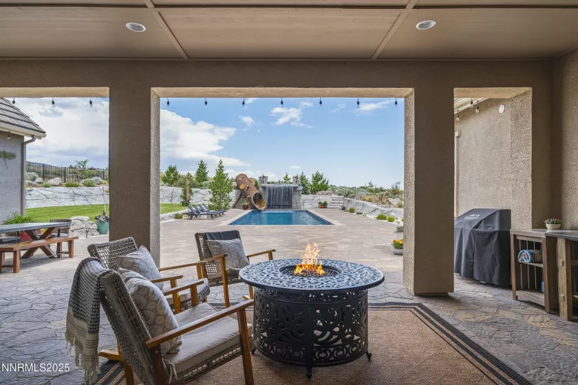 5427 Salmon River, Reno, Nevada 89511, 4 Bedrooms Bedrooms, ,4 BathroomsBathrooms,Residential,Residential,Salmon River,250051353