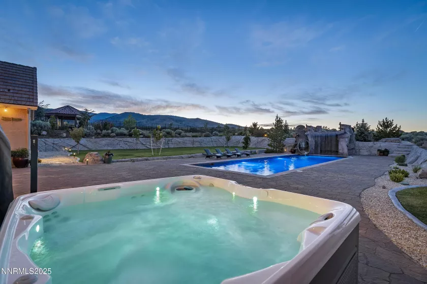 5427 Salmon River, Reno, Nevada 89511, 4 Bedrooms Bedrooms, ,4 BathroomsBathrooms,Residential,Residential,Salmon River,250051353