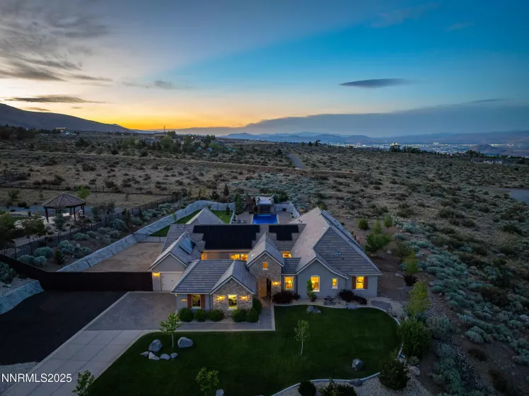 5427 Salmon River, Reno, Nevada 89511, 4 Bedrooms Bedrooms, ,4 BathroomsBathrooms,Residential,Residential,Salmon River,250051353