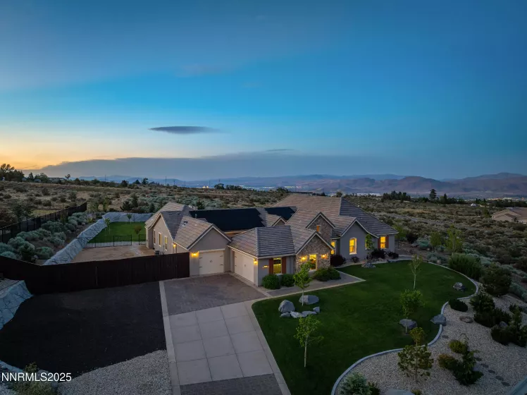5427 Salmon River, Reno, Nevada 89511, 4 Bedrooms Bedrooms, ,4 BathroomsBathrooms,Residential,Residential,Salmon River,250051353