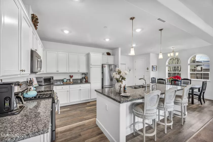 1248 Cinch, Gardnerville, Nevada 89410, 3 Bedrooms Bedrooms, ,3 BathroomsBathrooms,Residential,Residential,Cinch,250051355