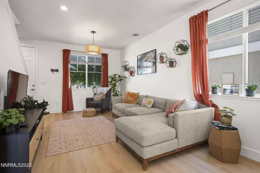 3621 Pimlico, Reno, Nevada 89512, 4 Bedrooms Bedrooms, ,3 BathroomsBathrooms,Residential,Residential,Pimlico,250051358