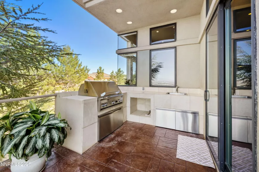 3387 Nambe, Reno, Nevada 89511, 5 Bedrooms Bedrooms, ,4 BathroomsBathrooms,Residential,Residential,Nambe,250051362