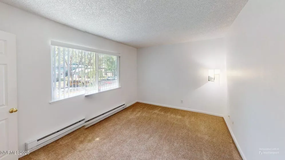 644 Oakwood, Sparks, Nevada 89431, 2 Bedrooms Bedrooms, ,1 BathroomBathrooms,Residential,Residential,Oakwood,250051361