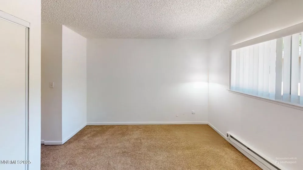 644 Oakwood, Sparks, Nevada 89431, 2 Bedrooms Bedrooms, ,1 BathroomBathrooms,Residential,Residential,Oakwood,250051361
