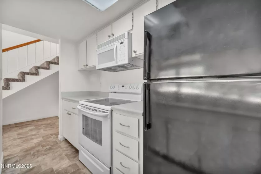 1560 Steven, Sparks, Nevada 89431, 2 Bedrooms Bedrooms, ,2 BathroomsBathrooms,Residential,Residential,Steven,250051372