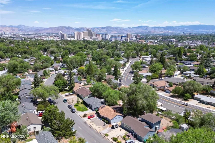 1375 Wesley, Reno, Nevada 89503, 4 Bedrooms Bedrooms, ,2 BathroomsBathrooms,Residential,Residential,Wesley,250051376