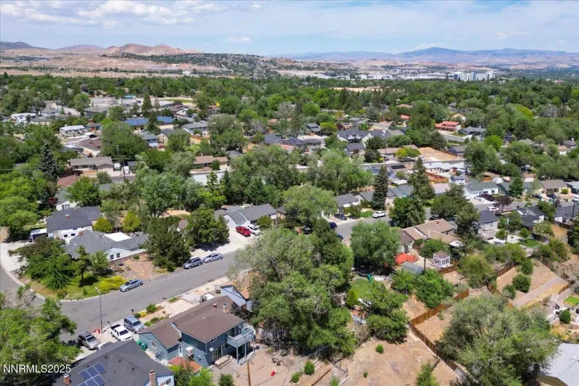 1375 Wesley, Reno, Nevada 89503, 4 Bedrooms Bedrooms, ,2 BathroomsBathrooms,Residential,Residential,Wesley,250051376