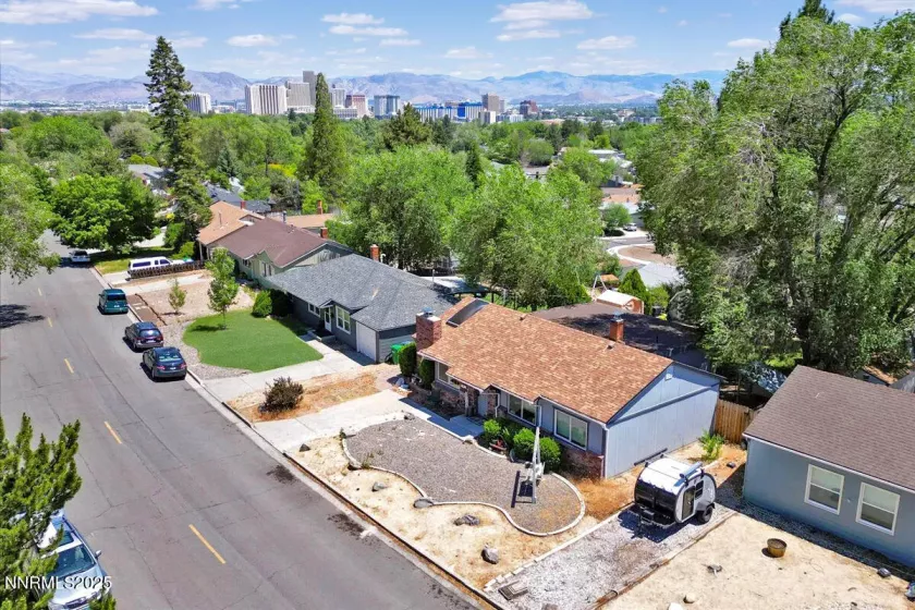 1375 Wesley, Reno, Nevada 89503, 4 Bedrooms Bedrooms, ,2 BathroomsBathrooms,Residential,Residential,Wesley,250051376