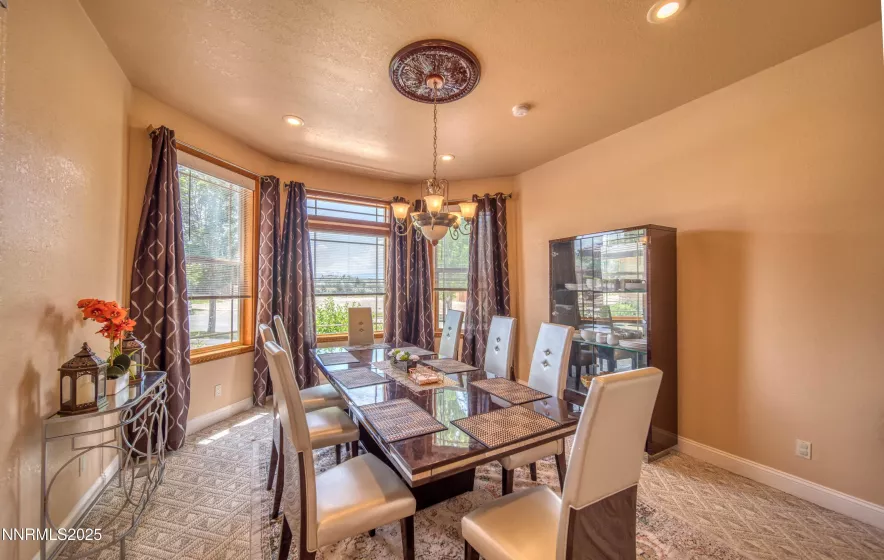 6752 Eagle Wing, Sparks, Nevada 89436, 6 Bedrooms Bedrooms, ,5 BathroomsBathrooms,Residential,Residential,Eagle Wing,250051377