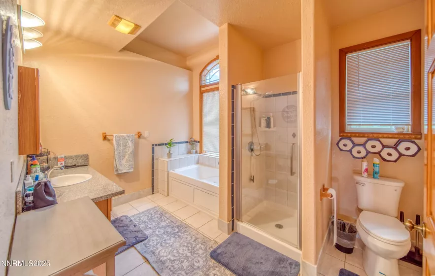 6752 Eagle Wing, Sparks, Nevada 89436, 6 Bedrooms Bedrooms, ,5 BathroomsBathrooms,Residential,Residential,Eagle Wing,250051377