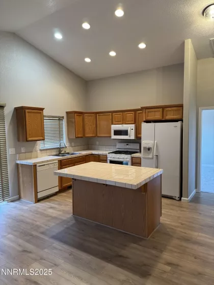 8 Conner, Gardnerville, Nevada 89410, 2 Bedrooms Bedrooms, ,2 BathroomsBathrooms,Residential,Residential,Conner,250051382