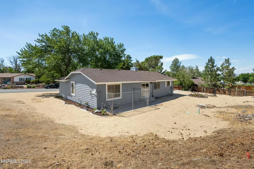 2100 Parkway, Reno, Nevada 89502, 3 Bedrooms Bedrooms, ,2 BathroomsBathrooms,Residential,Residential,Parkway,250051383