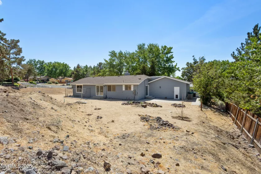 2100 Parkway, Reno, Nevada 89502, 3 Bedrooms Bedrooms, ,2 BathroomsBathrooms,Residential,Residential,Parkway,250051383