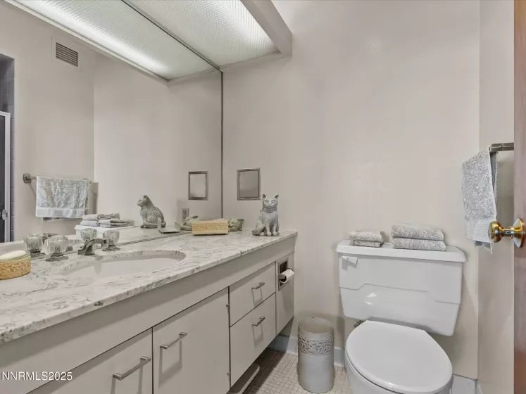 100 Arlington, Reno, Nevada 89501, 2 Bedrooms Bedrooms, ,2 BathroomsBathrooms,Residential,Residential,Arlington,250051385
