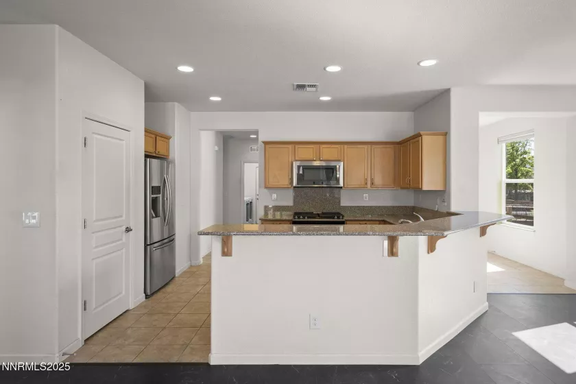 9195 Summertree, Reno, Nevada 89523, 2 Bedrooms Bedrooms, ,2 BathroomsBathrooms,Residential,Residential,Summertree,250051389