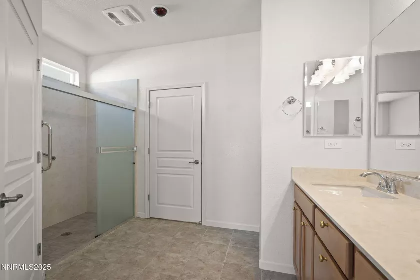 9195 Summertree, Reno, Nevada 89523, 2 Bedrooms Bedrooms, ,2 BathroomsBathrooms,Residential,Residential,Summertree,250051389