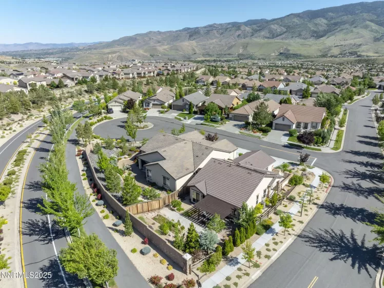 9195 Summertree, Reno, Nevada 89523, 2 Bedrooms Bedrooms, ,2 BathroomsBathrooms,Residential,Residential,Summertree,250051389