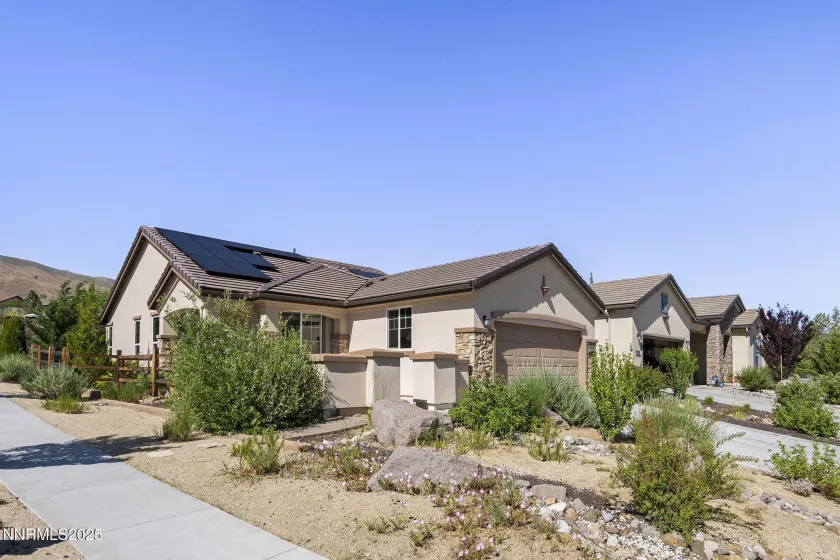 9195 Summertree, Reno, Nevada 89523, 2 Bedrooms Bedrooms, ,2 BathroomsBathrooms,Residential,Residential,Summertree,250051389